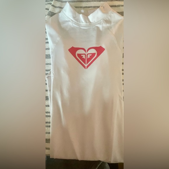 ROXY LONG SLEEVE SUN PROTECTION RASH GUARD - Picture 6 of 8